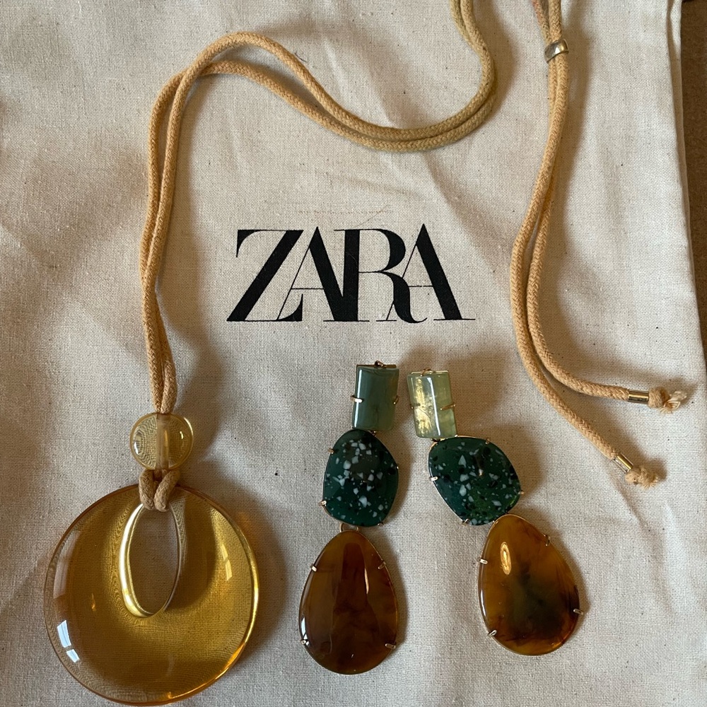 Zara Amber and Green Jewelry Set